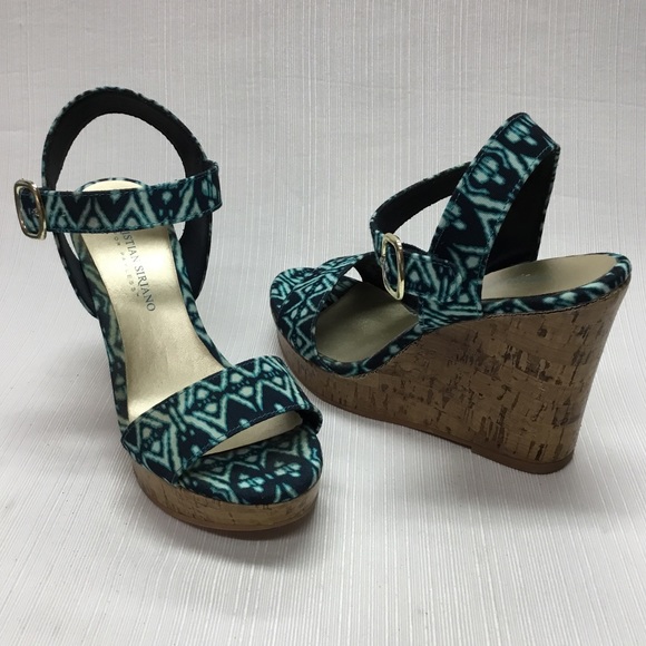 Christian Siriano Darling Wedges - Picture 4 of 9